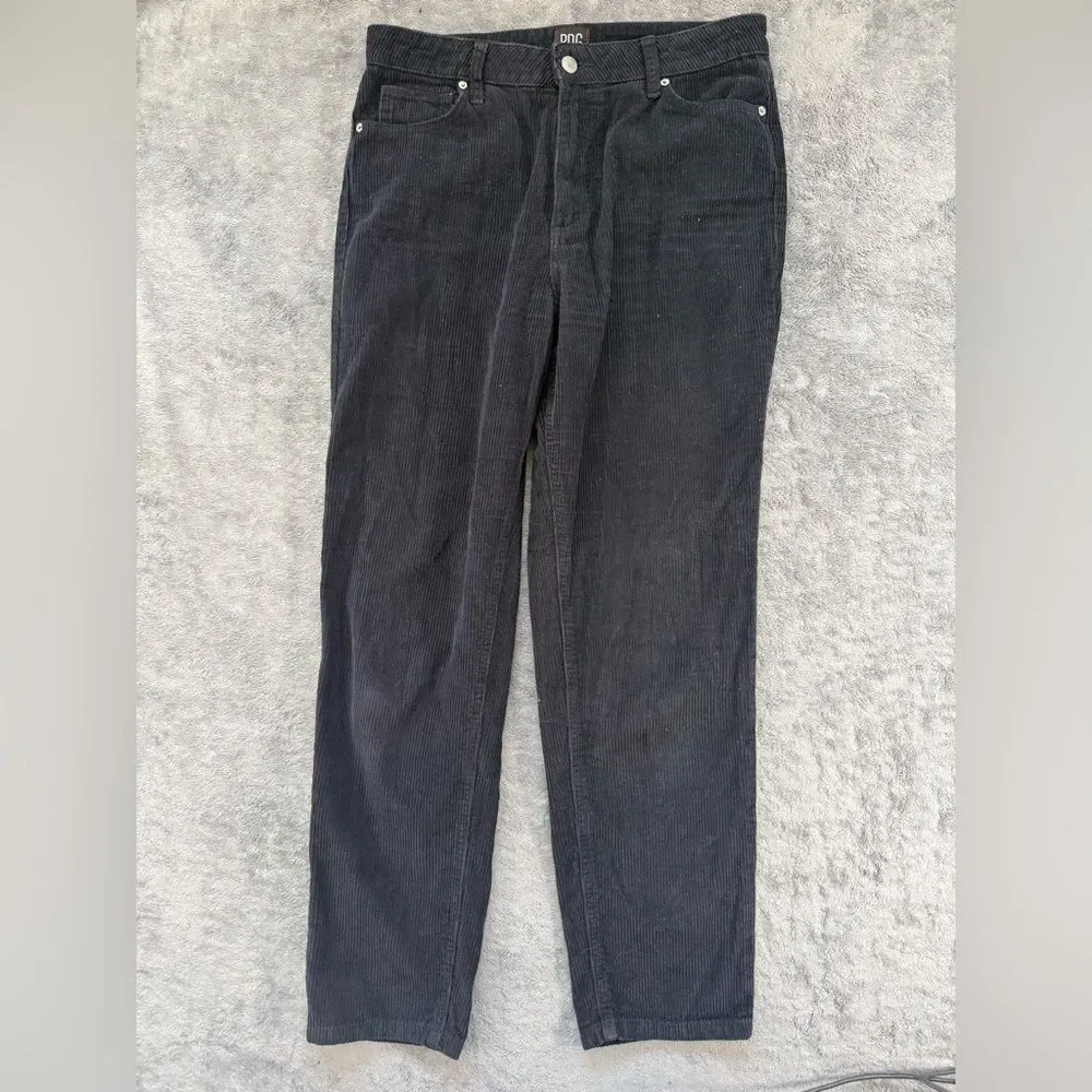 BDG Urban Outfitters‎ Mom High Rise Black Corduroy Pants 30 Basic Textured